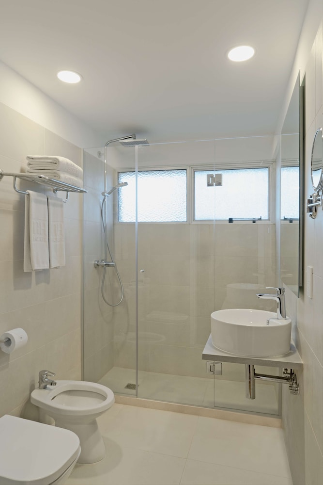 Superior Room, River View (View) - Photo 11