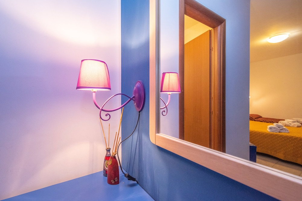 Double or Twin Room (7)