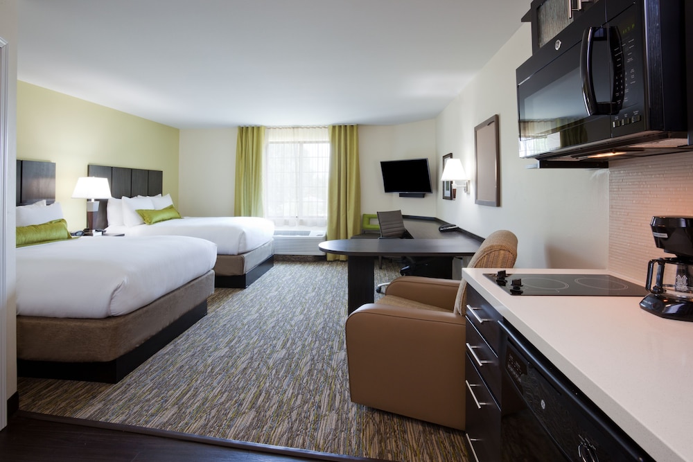 Studio Suite, 2 Queen Beds, Accessible (Communications Accessible) photo 2