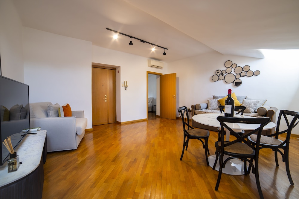 Superior Condo photo 1