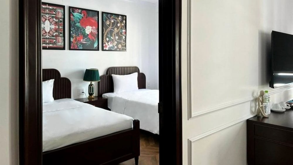 Luxury Twin Room - Photo 4