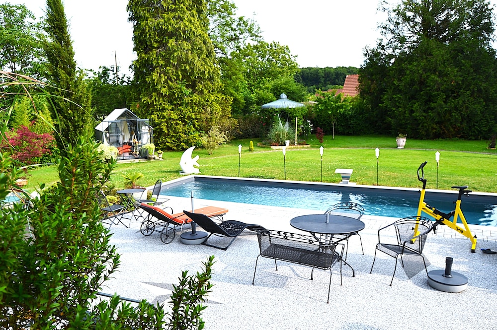 Deluxe Double Room, Balcony, Garden View
