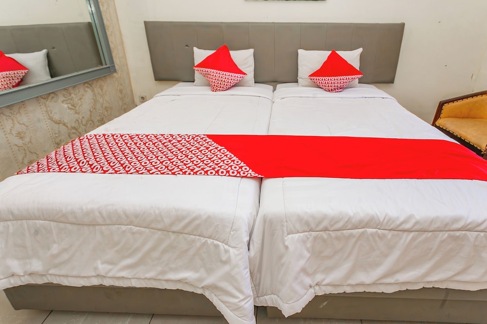 Deluxe Twin Room photo 2