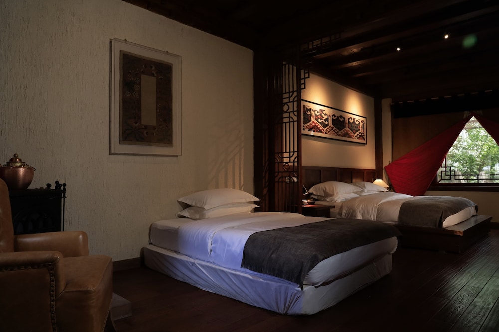 Family Twin Room, Courtyard View photo 3