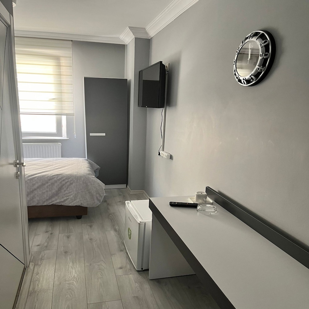 Basic Single Room photo 1
