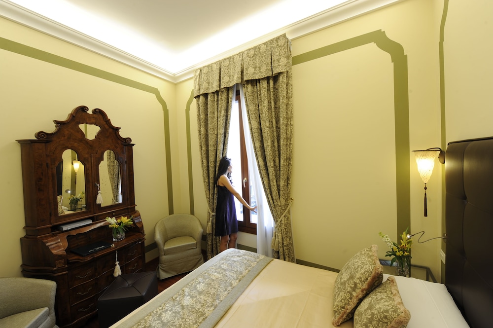 Available room