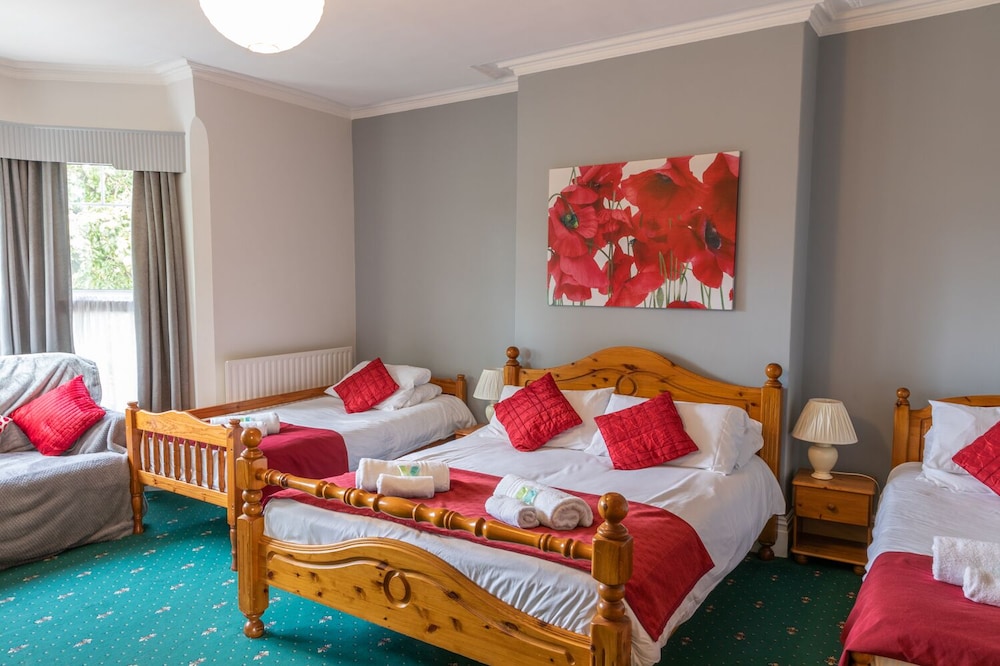 Family Quadruple Room, Multiple Beds, Non Smoking photo 1
