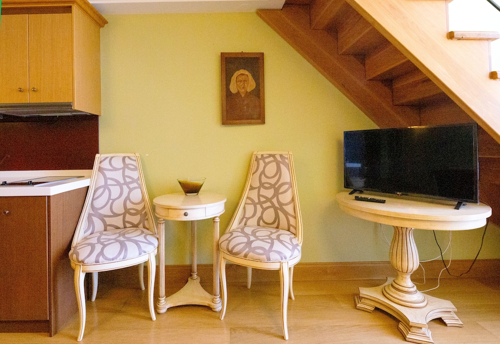 Superior Suite, Balcony, Sea View - Photo 5