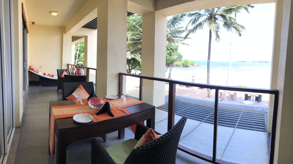 Ocean Suite With Private Jacuzzi And Sea View photo 3