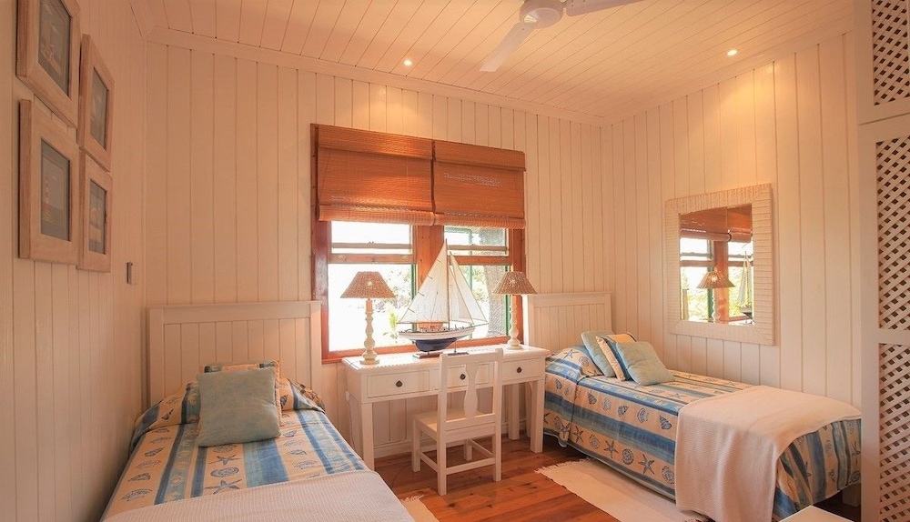 Luxury Villa, 3 Bedrooms, Ocean View, Oceanfront photo 2