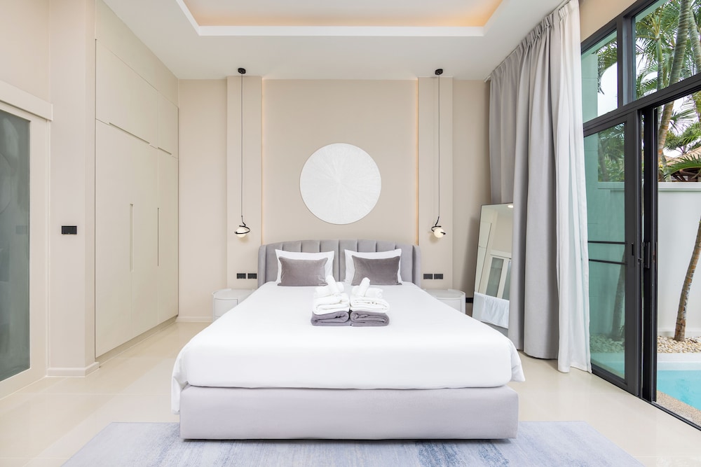 Exclusive Villa, 2 Bedrooms, Pool View