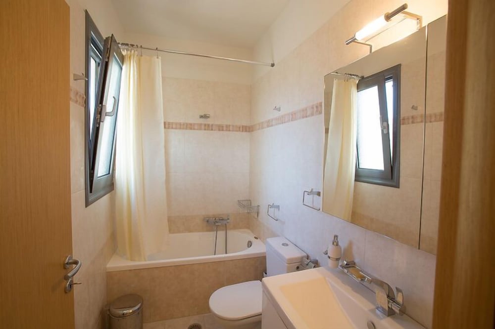 Villa, 2 Bedrooms photo 2