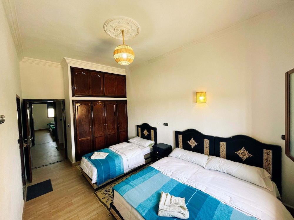 Basic Double Room photo 2
