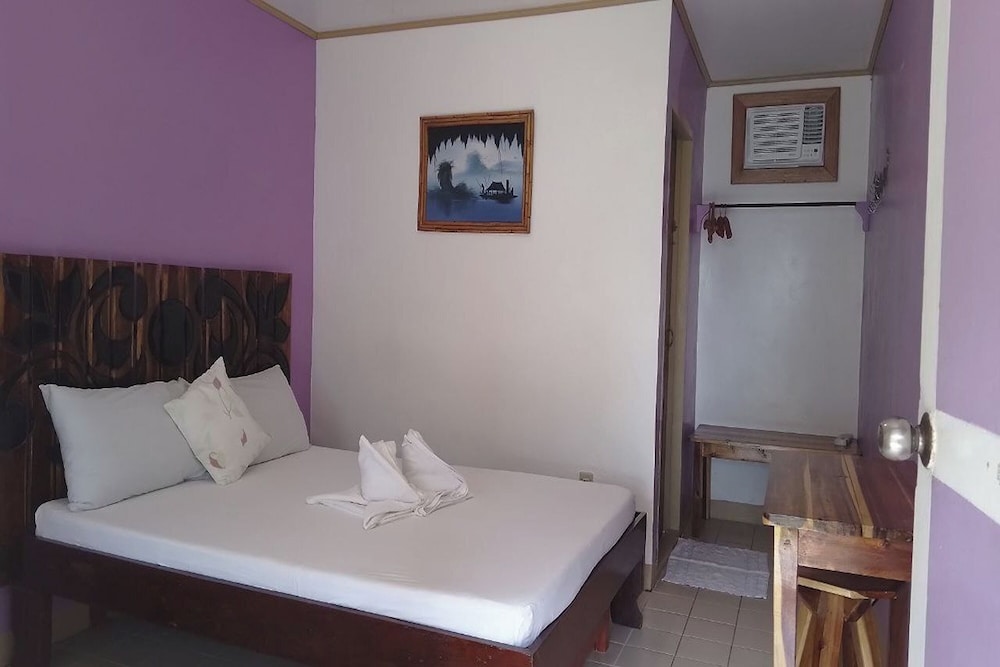 Standard Double Room - Photo 7