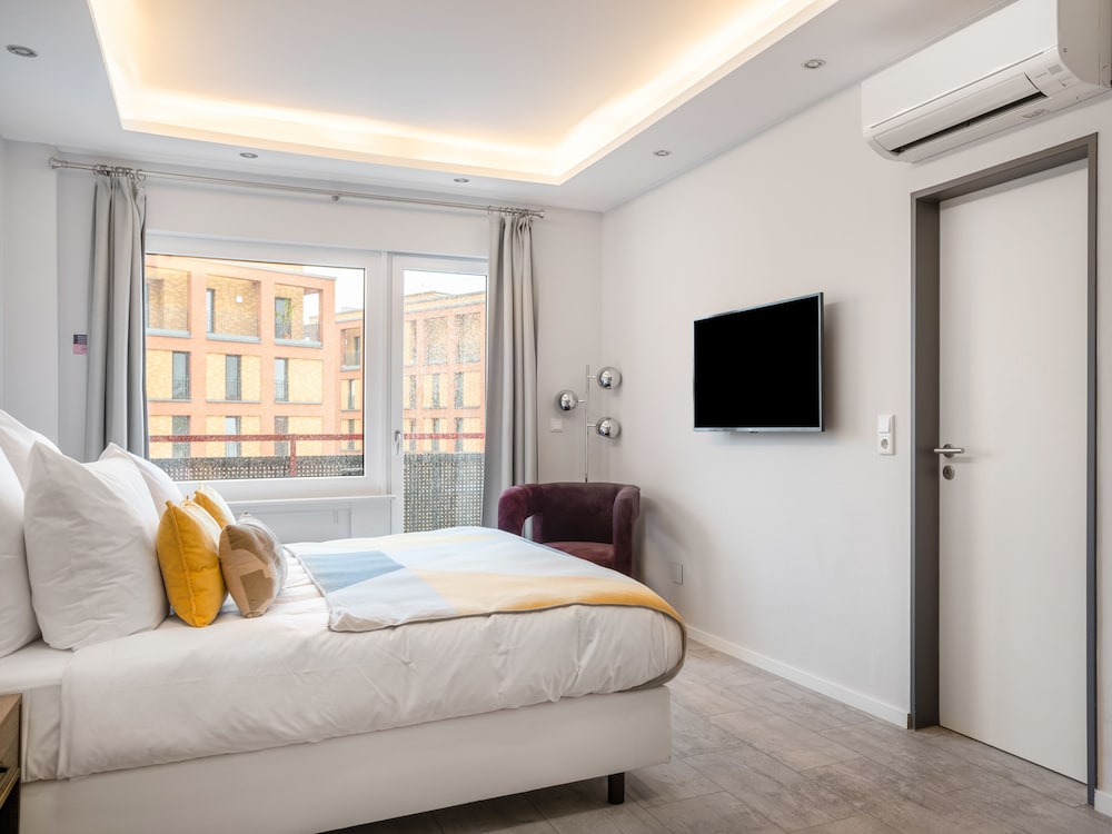 Medium Studio, Kitchenette, Balcony - Photo 5