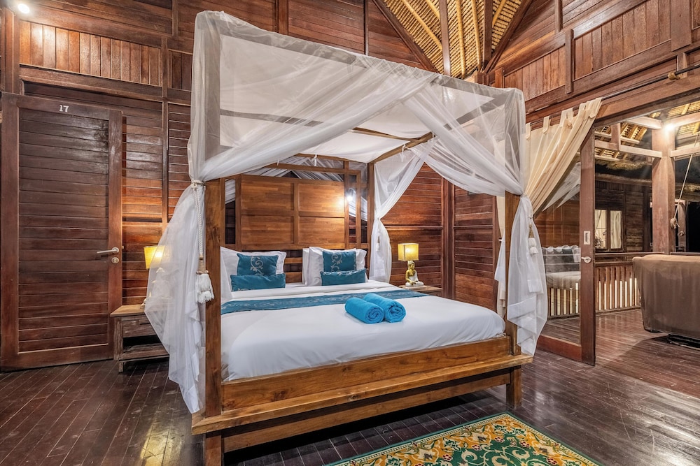 Oceanview Stay - Upper Floor