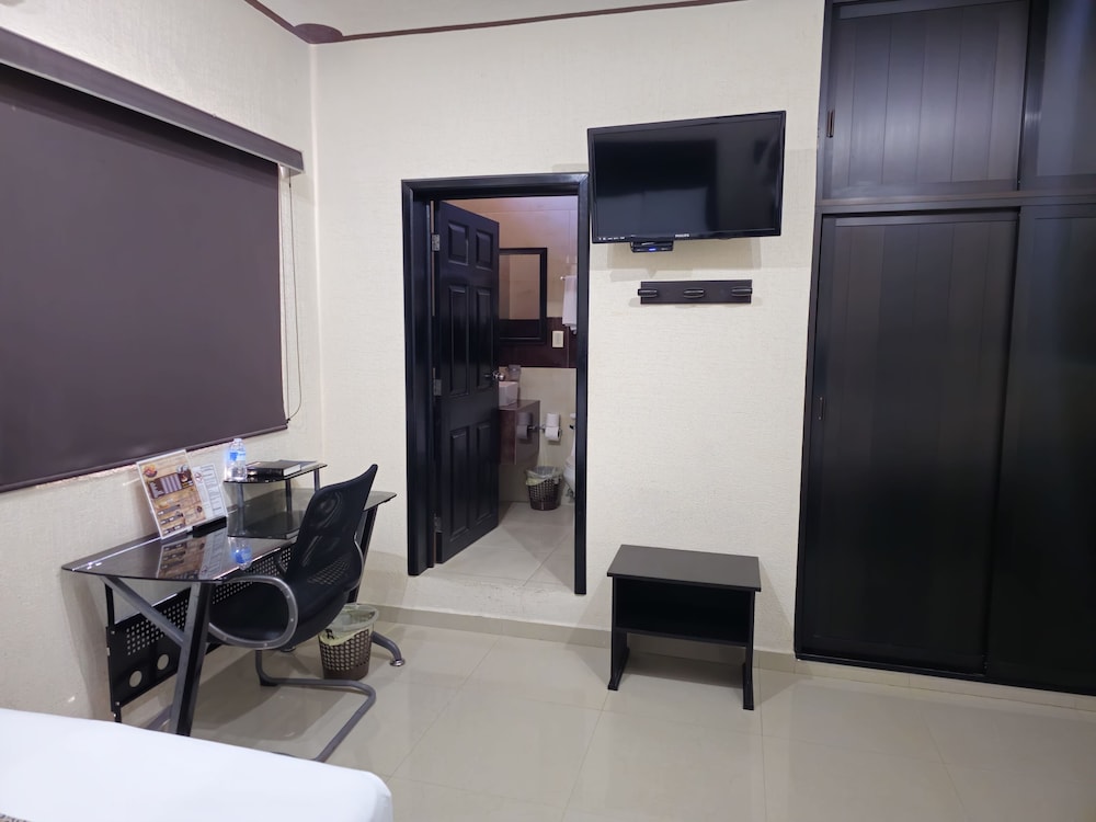 Classic Double Room, Accessible, Non Smoking photo 3
