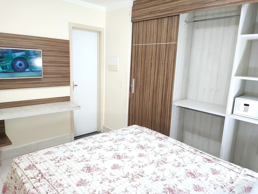 Basic Apartment photo 3