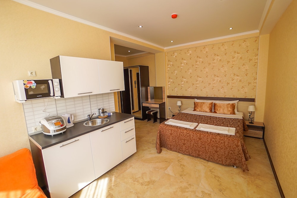 Family Room, Terrace