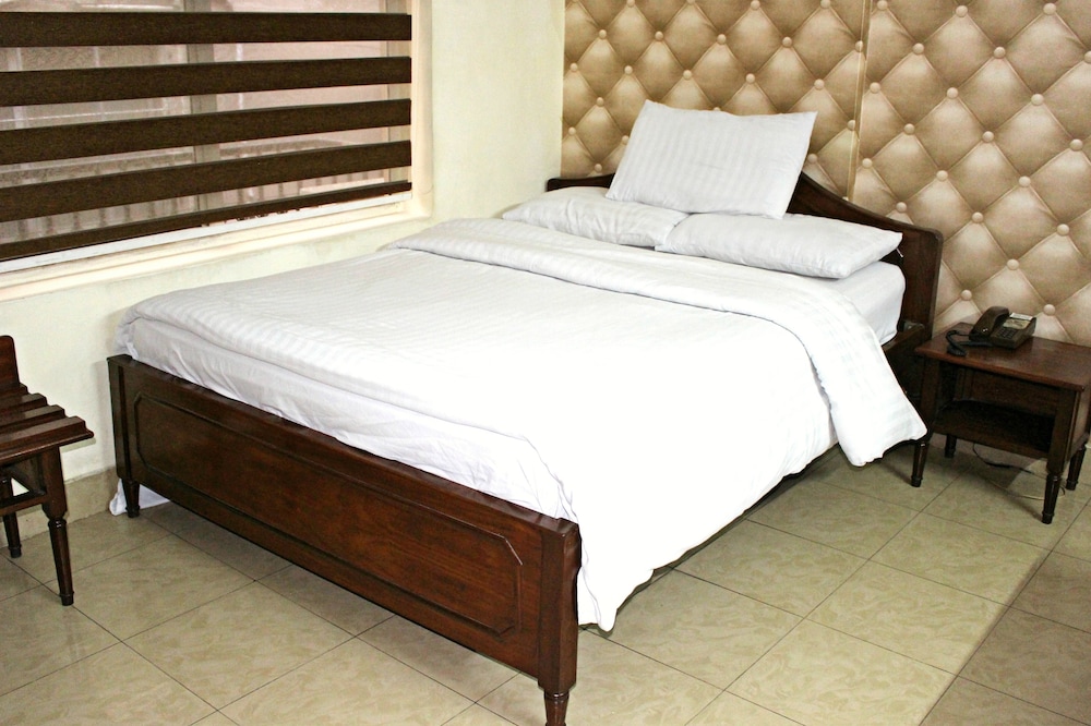 Economy Single Room
