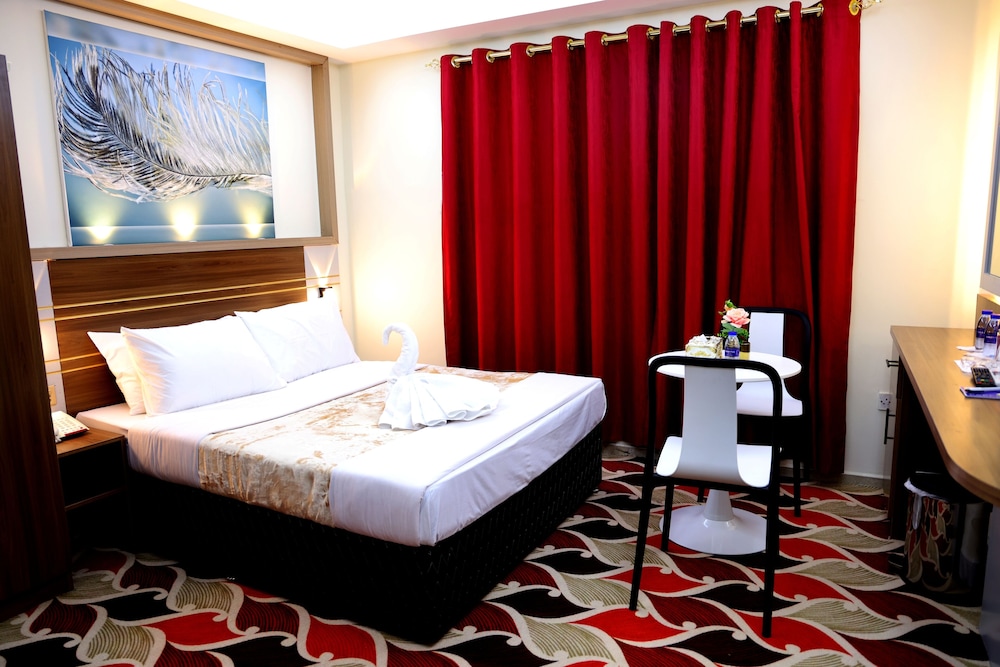 Standard Double Room, City View
