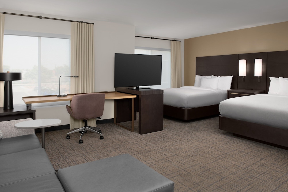 Studio, Multiple Beds