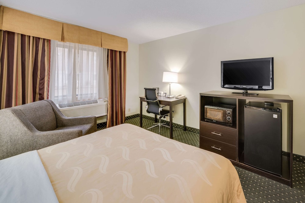 Room, 1 Queen Bed, Accessible, Non Smoking - Photo 3
