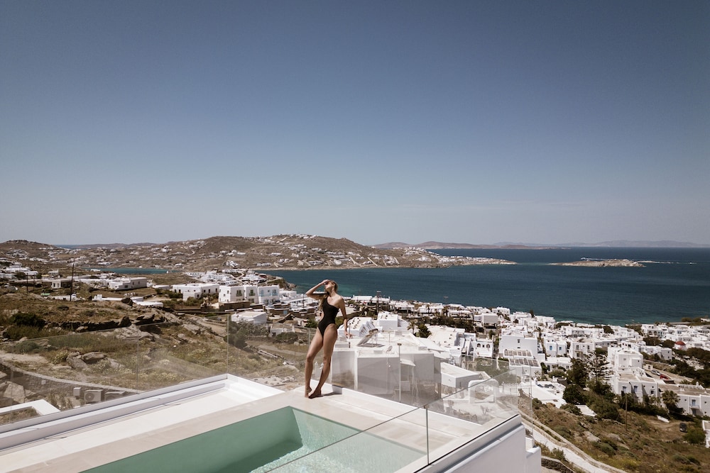 Honeymoon Suite, Private Pool, Sea View - Photo 2