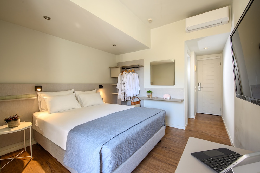 Double Room, Sea View - Photo 2