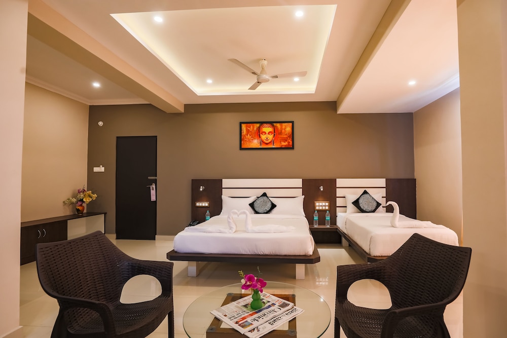 Premium Triple Room