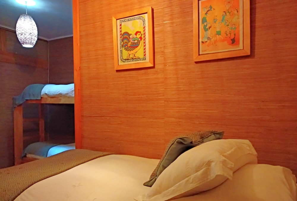 Standard Triple Room, 1 Bedroom, Private Bathroom photo 2