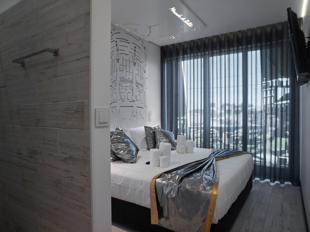 Deluxe Double Room photo 3