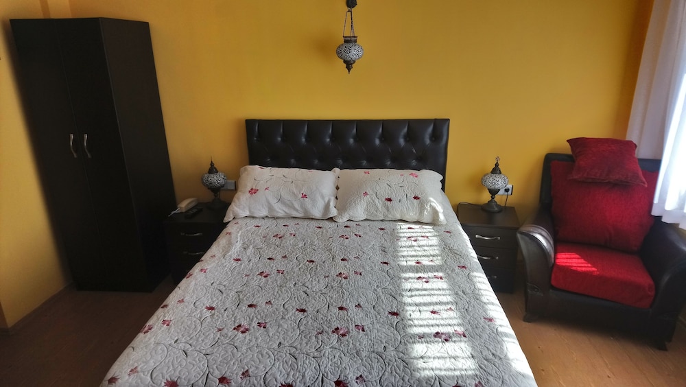 Single Room, Sea View photo 1
