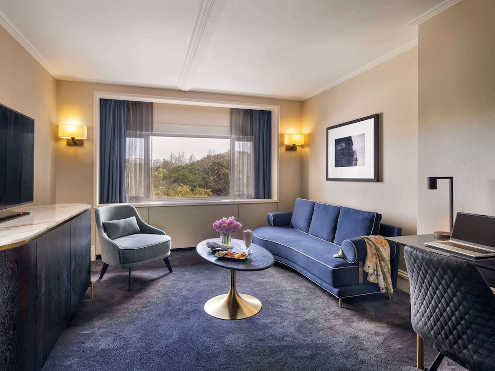 Junior Suite, 1 King Bed