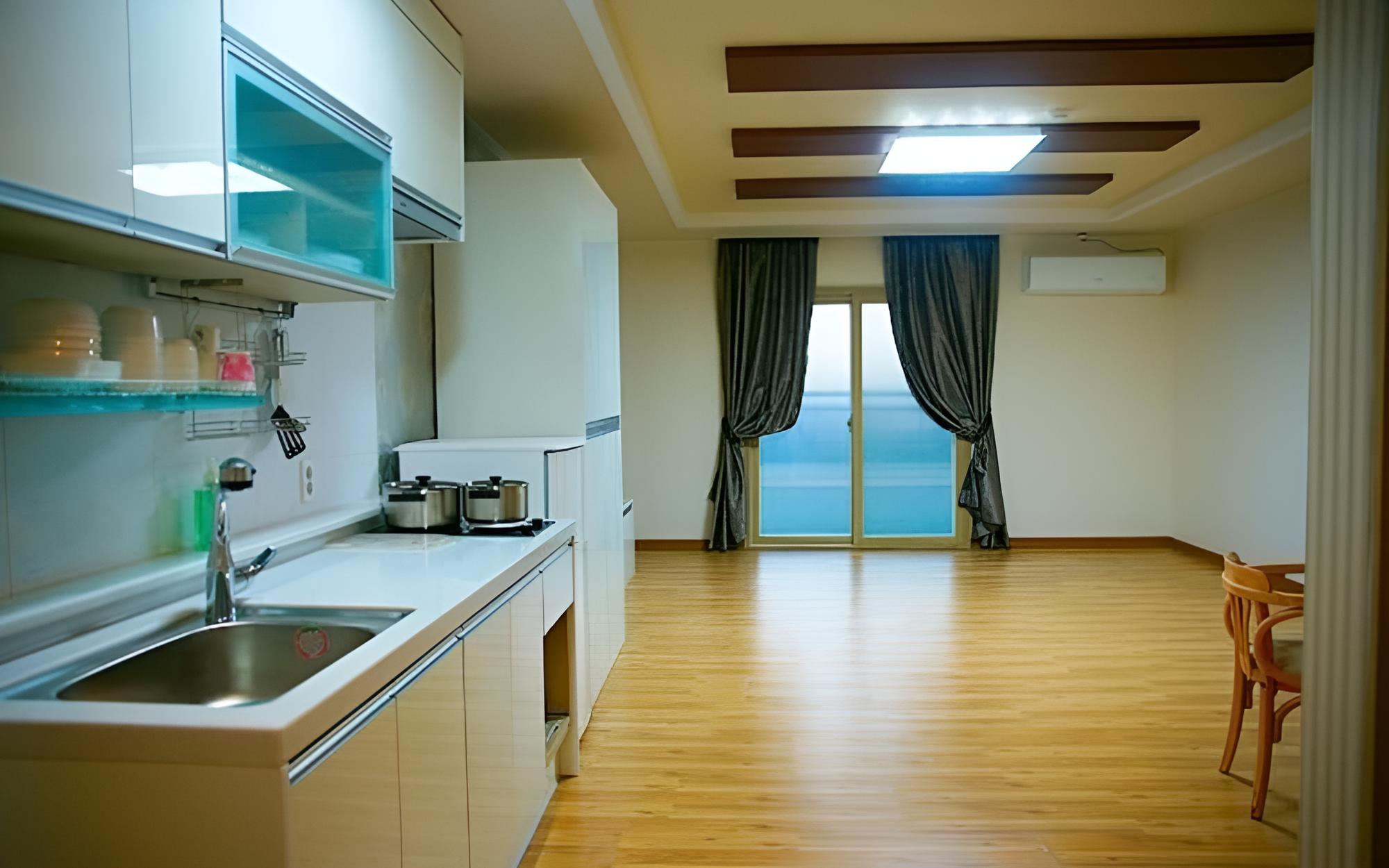 Room (49m Studio - Room 207) - Photo 3