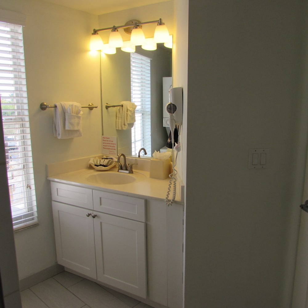 Studio, 2 Queen Beds, Ocean View