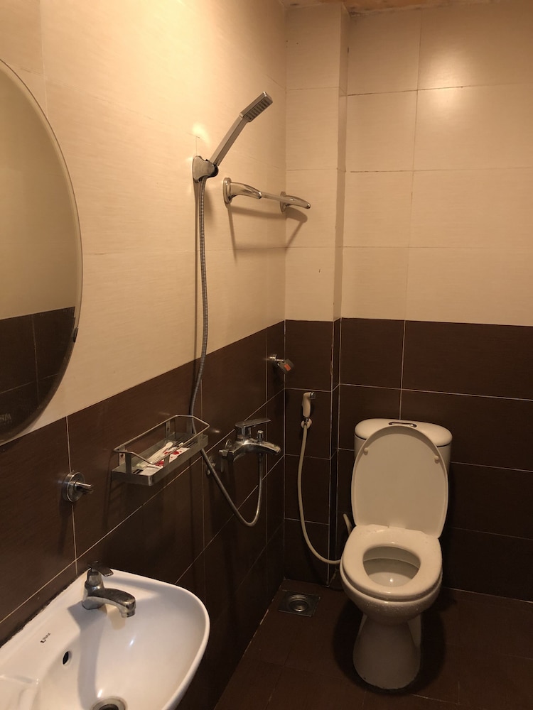 Standard Double Room - Photo 7