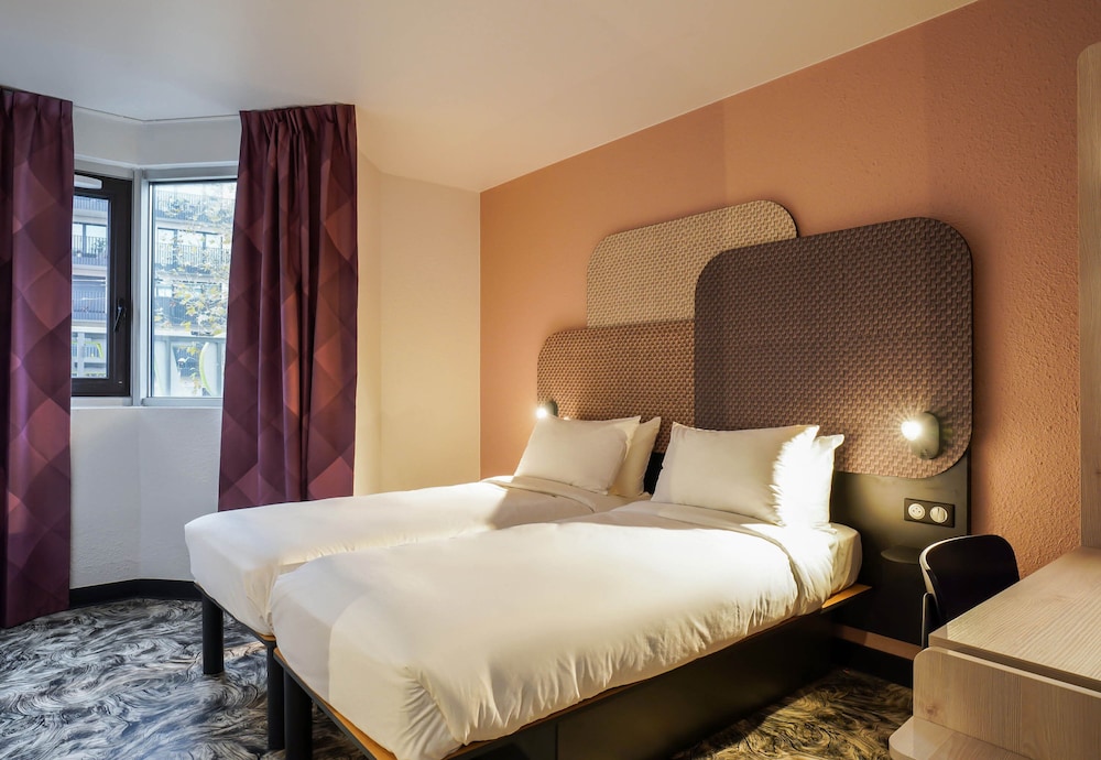 Twin Room - Photo 1