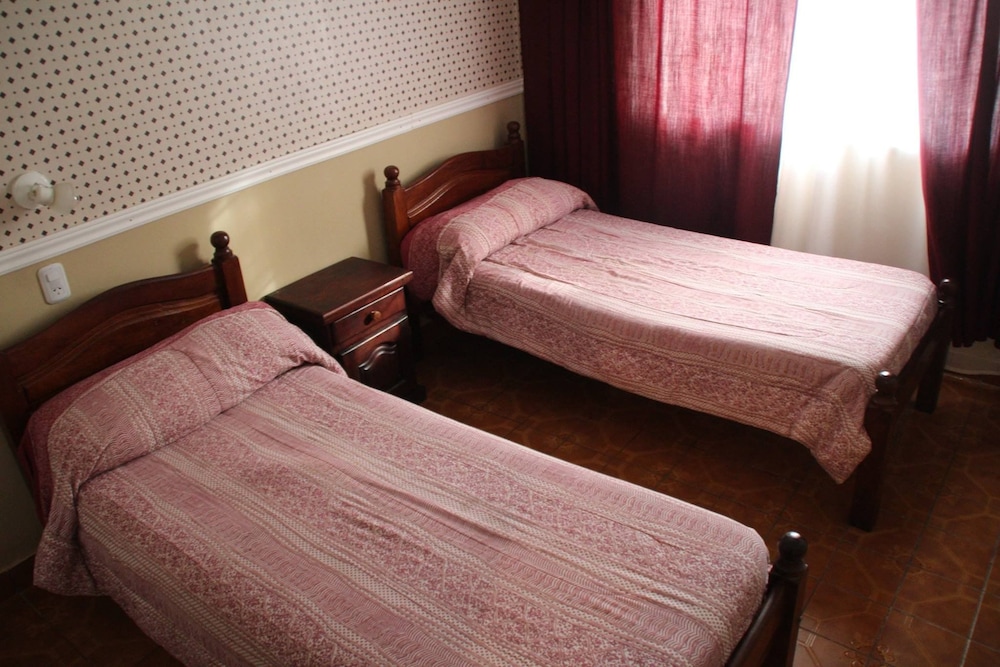 Standard Twin Room, 2 Twin Beds, Non Smoking photo 1