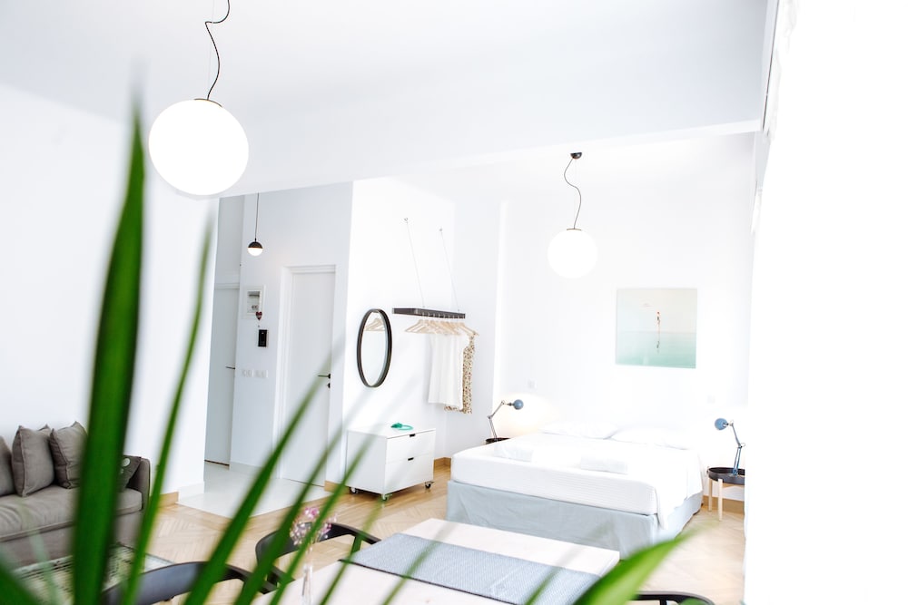 Apartment 4A photo 2