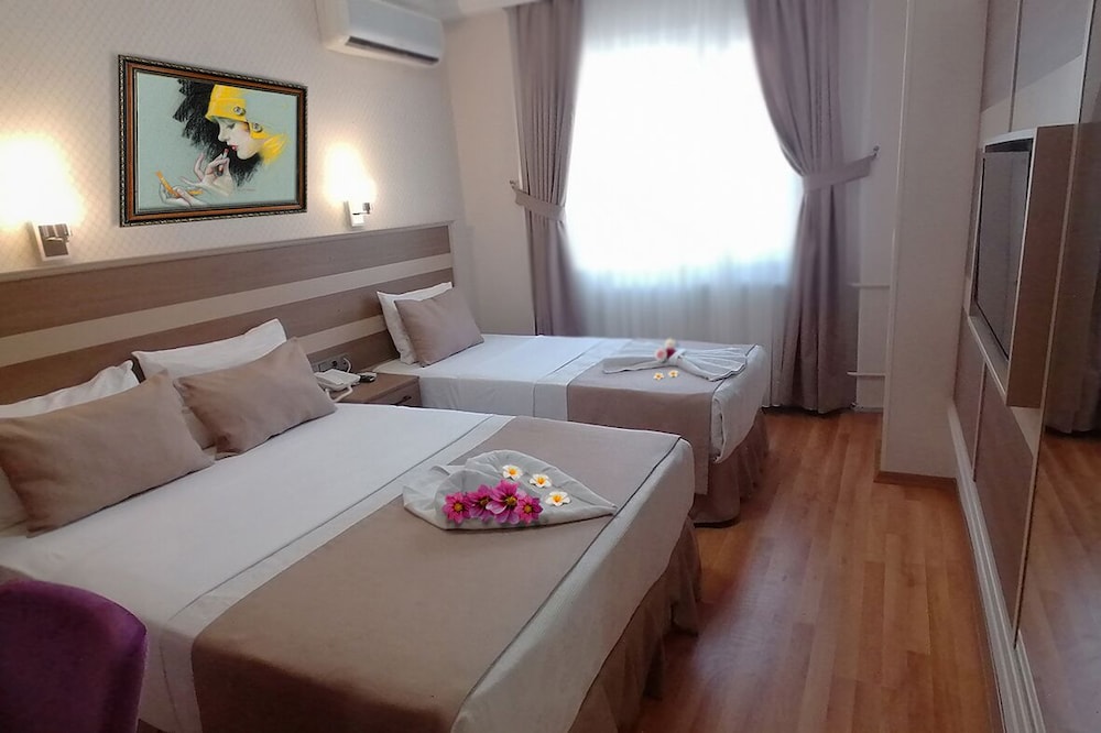 Economy Double Room photo 1