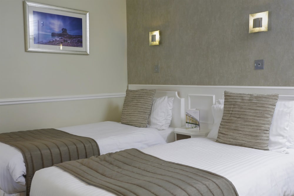 Standard Room, 2 Twin Beds, Non Smoking - Photo 1