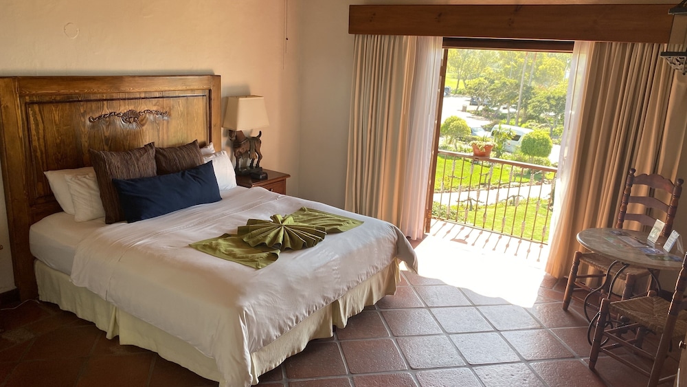 Standard Room - Photo 1
