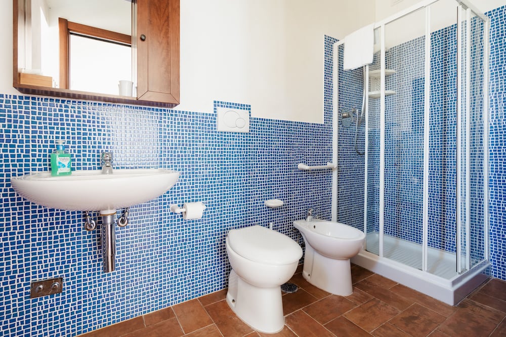Standard Double or Twin Room photo 2