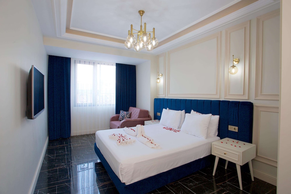 Presidental Suite with Three Bedroom photo 1