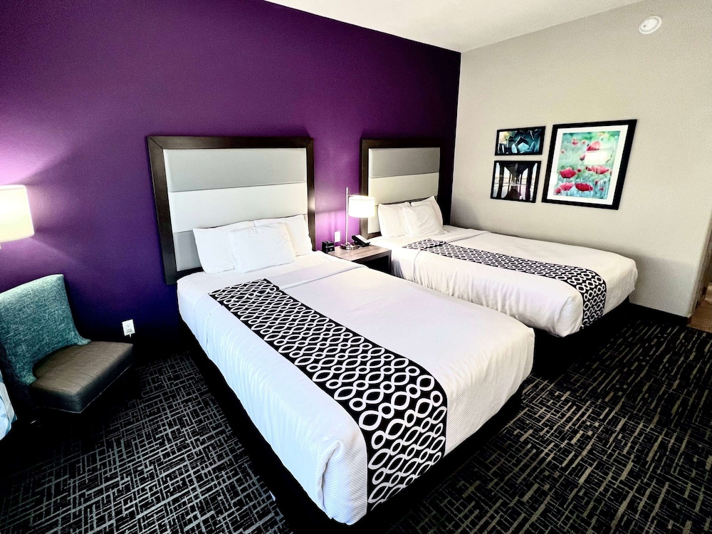 Room, 2 Queen Beds, Non Smoking