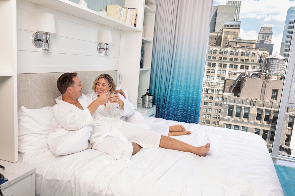 Superior Room, 1 King Bed