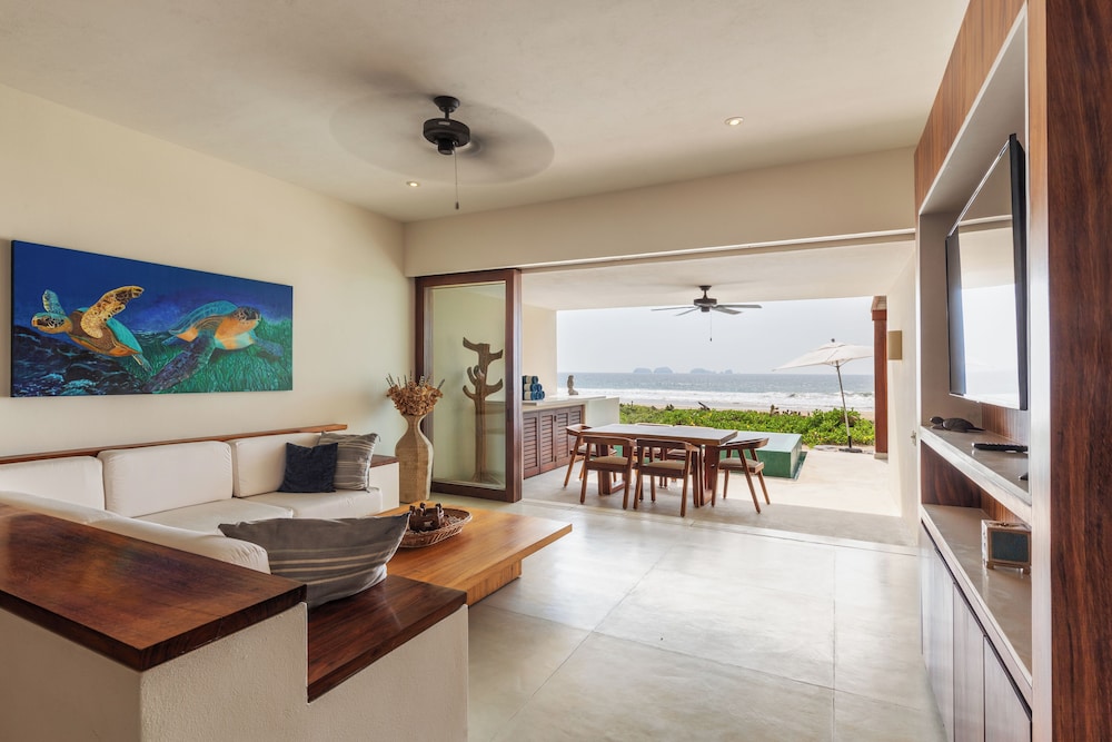 Villa, 3 Bedrooms, Beachfront (3 Bedroom)