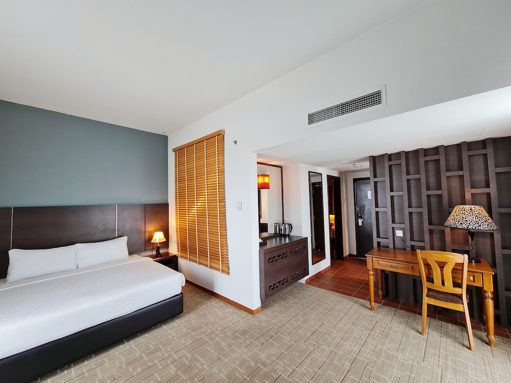 Swan Suite photo 3