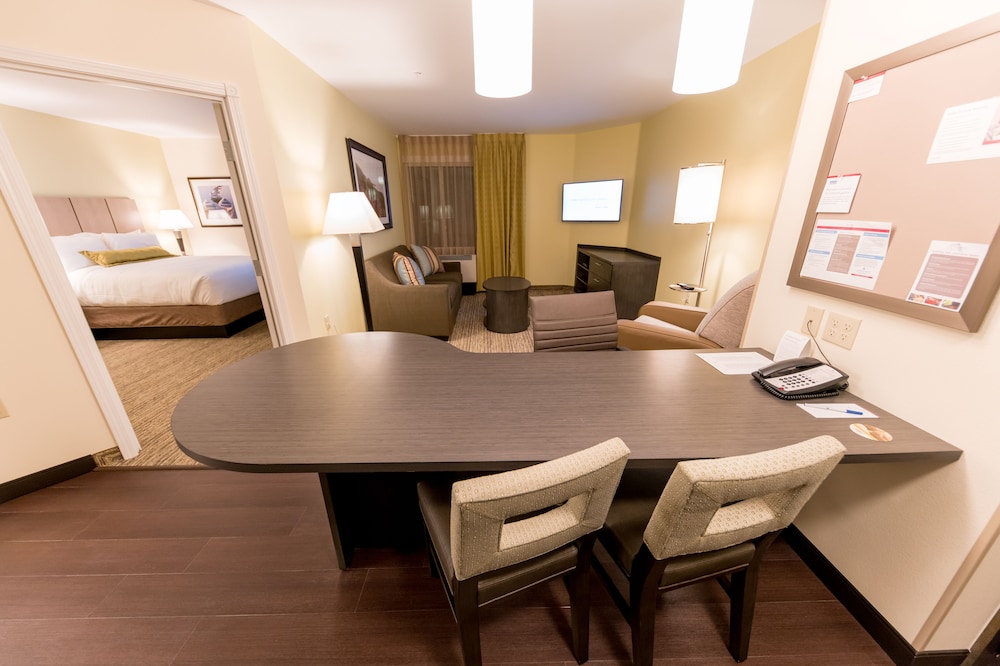 Room, 1 Bedroom, Accessible (Mobility, Roll-In Shower) photo 3